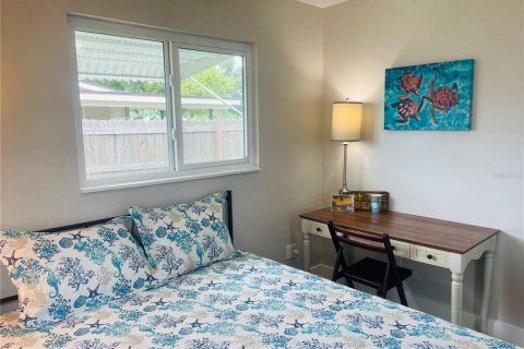 House in Saint Petersburg, Florida 2 bedrooms, 75.81 sq.m. № 2132343 - photo 22