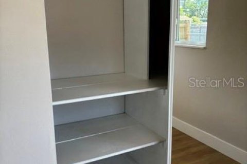 House in Saint Petersburg, Florida 2 bedrooms, 75.81 sq.m. № 2132343 - photo 25