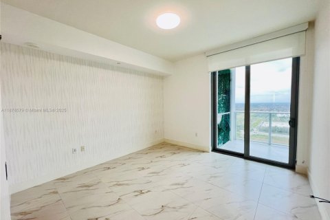 Condo in Sunrise, Florida, 2 bedrooms  № 1927357 - photo 23