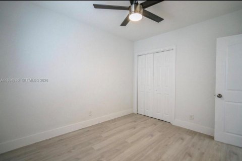 Apartment in Miami Beach, Florida 1 bedroom № 1994315 - photo 6