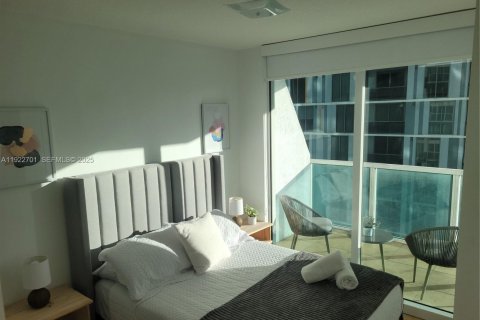 Снять в аренду кондоминиум в Майами, Флорида 2 спальни, 133.87м2, № 2034610 - фото 2