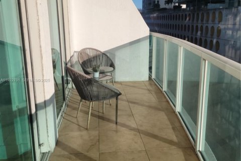 Снять в аренду кондоминиум в Майами, Флорида 2 спальни, 133.87м2, № 2034610 - фото 3