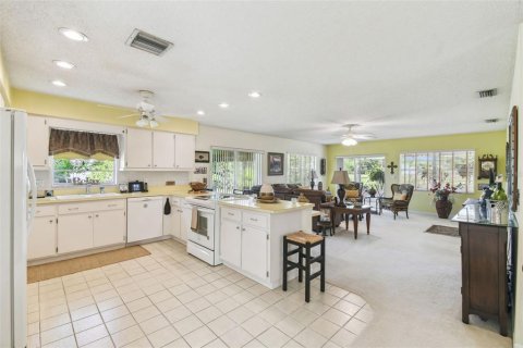 Casa en venta en Winter Haven, Florida, 2 dormitorios, 171.22 m2 № 1676935 - foto 5