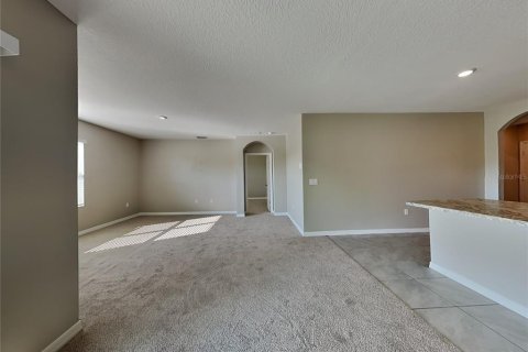 Casa en alquiler en Winter Haven, Florida, 4 dormitorios, 173.45 m2 № 1914555 - foto 4