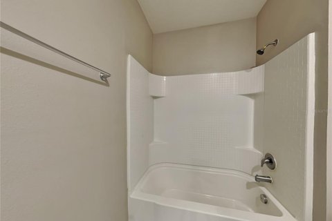 Casa en alquiler en Winter Haven, Florida, 4 dormitorios, 173.45 m2 № 1914555 - foto 14