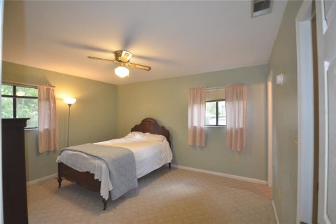 House in Gainesville, Florida 3 bedrooms, 110.93 sq.m. № 1775528 - photo 6