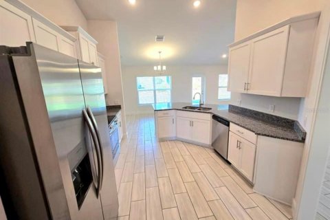 Casa en venta en Port Charlotte, Florida, 4 dormitorios, 163.04 m2 № 1420558 - foto 4