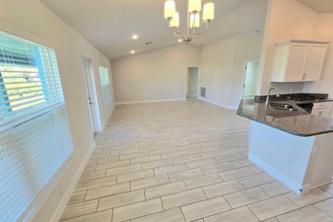 Casa en venta en Port Charlotte, Florida, 4 dormitorios, 163.04 m2 № 1420558 - foto 6