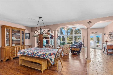Casa en venta en Melrose, Florida, 5 dormitorios, 342.62 m2 № 2122222 - foto 12