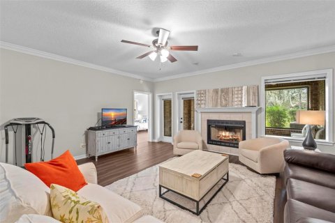 Townhouse in Winter Haven, Florida 3 bedrooms, 284.47 sq.m. № 1894473 - photo 14