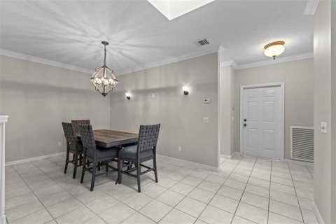 Townhouse in Winter Haven, Florida 3 bedrooms, 284.47 sq.m. № 1894473 - photo 5