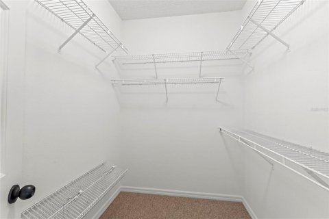 Townhouse in Winter Haven, Florida 3 bedrooms, 284.47 sq.m. № 1894473 - photo 23