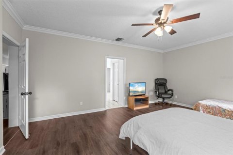 Townhouse in Winter Haven, Florida 3 bedrooms, 284.47 sq.m. № 1894473 - photo 16