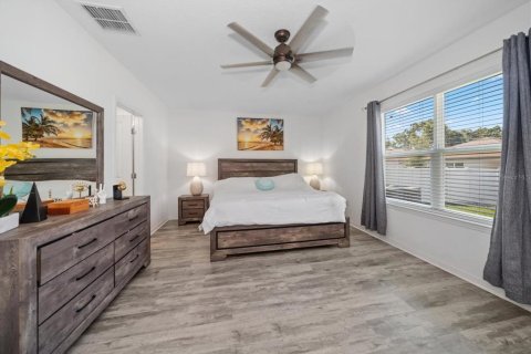 Villa ou maison à vendre à Thonotosassa, Floride: 3 chambres, 199.74 m2 № 1743167 - photo 2