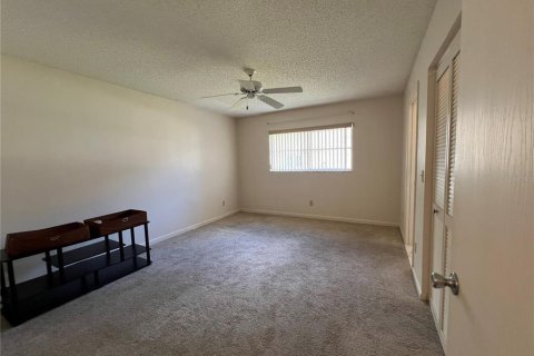 House in Ocala, Florida 2 bedrooms, 92.34 sq.m. № 1812507 - photo 8