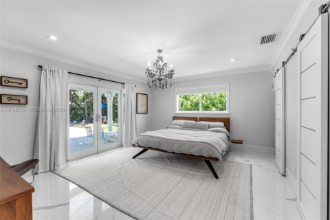 Villa ou maison à vendre à Coral Gables, Floride: 4 chambres, 232.63 m2 № 2083894 - photo 18