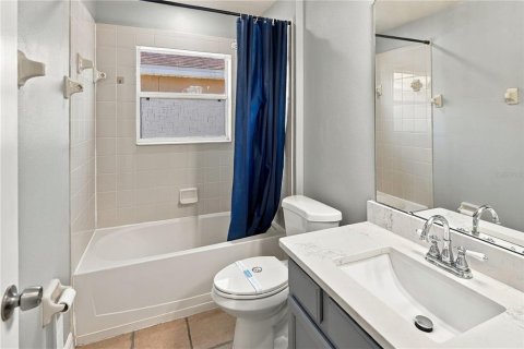 Villa ou maison à vendre à Orlando, Floride: 5 chambres, 263.84 m2 № 2430945 - photo 22