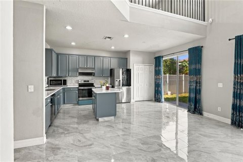 Villa ou maison à vendre à Orlando, Floride: 5 chambres, 263.84 m2 № 2430945 - photo 8