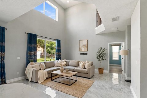 Villa ou maison à vendre à Orlando, Floride: 5 chambres, 263.84 m2 № 2430945 - photo 14