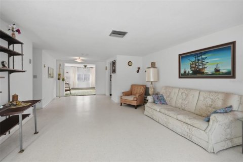 Casa en venta en Holiday, Florida, 2 dormitorios, 122.63 m2 № 2232377 - foto 8