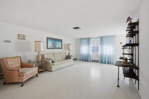 Casa en venta en Holiday, Florida, 2 dormitorios, 122.63 m2 № 2232377 - foto 9