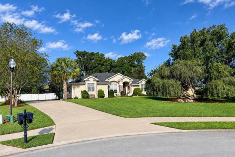 House in Ocala, Florida 4 bedrooms, 236.06 sq.m. № 2393793 - photo 3