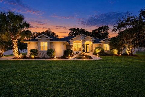 House in Ocala, Florida 4 bedrooms, 236.06 sq.m. № 2393793 - photo 2