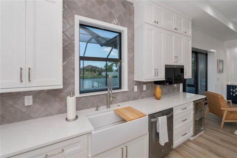 Villa ou maison à vendre à Rotonda, Floride: 3 chambres, 156.91 m2 № 1244650 - photo 11