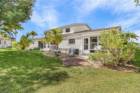 Condominio en Punta Gorda, Florida, 2 dormitorios № 2102986