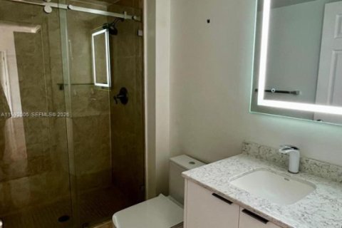 Condominio en alquiler en Aventura, Florida, 2 dormitorios, 106.84 m2 № 2055440 - foto 15