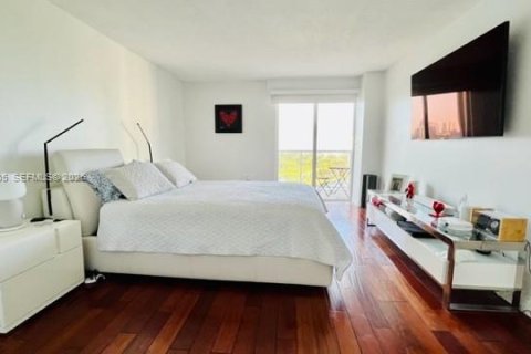 Condominio en alquiler en Aventura, Florida, 2 dormitorios, 106.84 m2 № 2055440 - foto 12