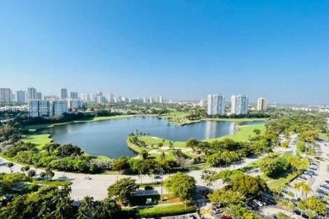 Condominio en Aventura, Florida, 2 dormitorios  № 2055440