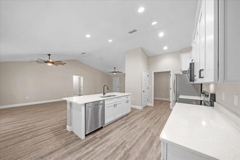 Villa ou maison à vendre à Dunnellon, Floride: 3 chambres, 161.46 m2 № 1901415 - photo 11