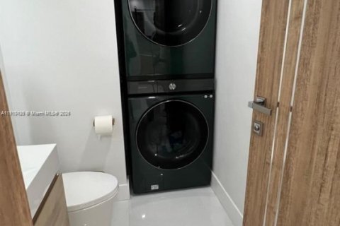 Condo in Fort Lauderdale, Florida, 1 bedroom № 1966393 - photo 20