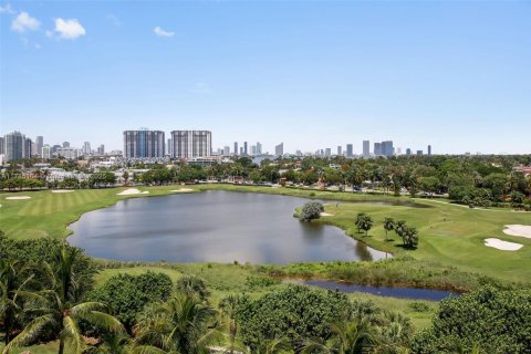 Copropriété à vendre à Miami Beach, Floride: 1 chambre, 85.01 m2 № 2154759 - photo 18