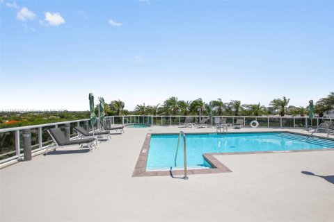 Copropriété à vendre à Miami Beach, Floride: 1 chambre, 85.01 m2 № 2154759 - photo 11