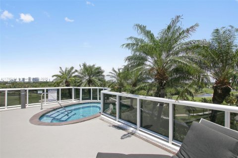 Copropriété à vendre à Miami Beach, Floride: 1 chambre, 85.01 m2 № 2154759 - photo 14