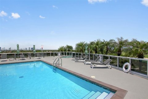 Copropriété à vendre à Miami Beach, Floride: 1 chambre, 85.01 m2 № 2154759 - photo 12