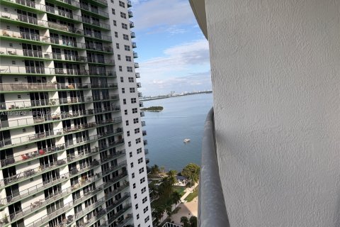 Condominio en venta en Miami, Florida, 1 dormitorio, 73.49 m2 № 1968474 - foto 19