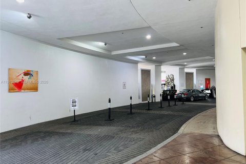 Condominio en venta en Miami, Florida, 1 dormitorio, 73.49 m2 № 1968474 - foto 28