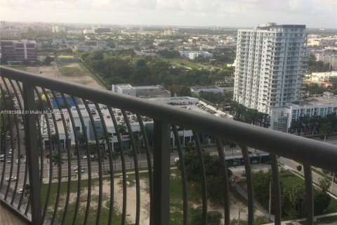 Купить кондоминиум в Майами, Флорида 1 спальня, 73.49м2, № 1968474 - фото 8