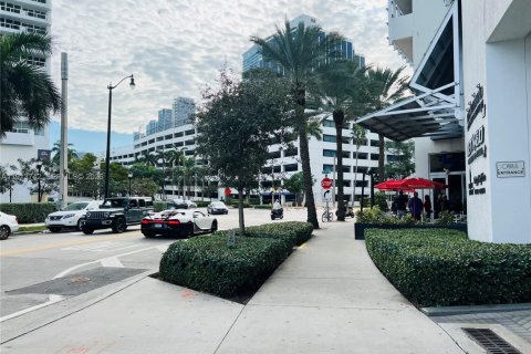 Condominio en venta en Miami, Florida, 1 dormitorio, 73.49 m2 № 1968474 - foto 30