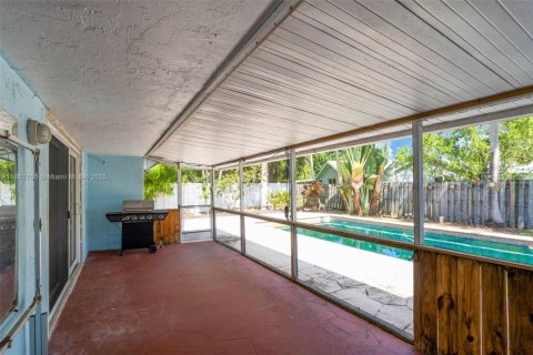 House in Sunrise, Florida 4 bedrooms, 155.98 sq.m. № 1890144 - photo 26