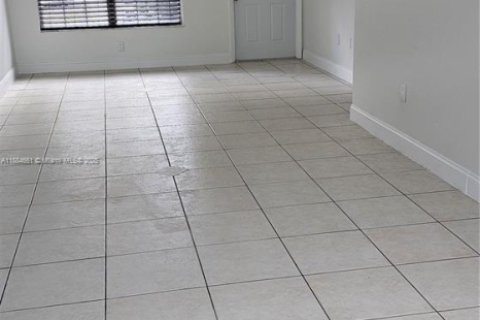 Adosado en alquiler en Miramar, Florida, 3 dormitorios, 141.4 m2 № 1939104 - foto 8
