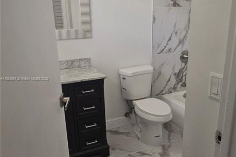 Adosado en alquiler en Miramar, Florida, 3 dormitorios, 141.4 m2 № 1939104 - foto 14