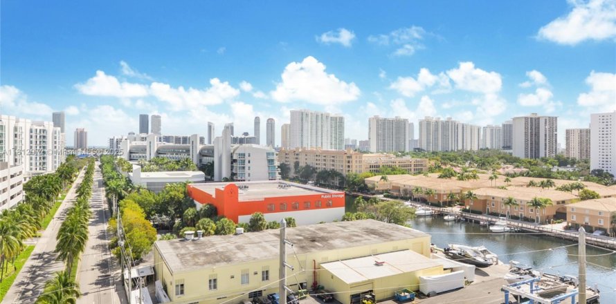 Condominio en Aventura, Florida, 1 dormitorio № 1875259