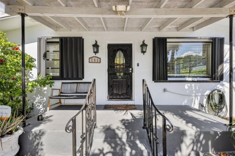 Villa ou maison à vendre à Miami, Floride: 3 chambres, 128.86 m2 № 1967374 - photo 3