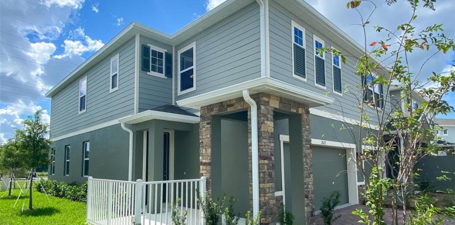 Adosado en Kissimmee, Florida 3 dormitorios, 164.53 m2 № 1908222