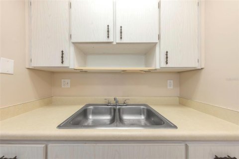 House in Clearwater, Florida 1 bedroom, 55.09 sq.m. № 2113883 - photo 15