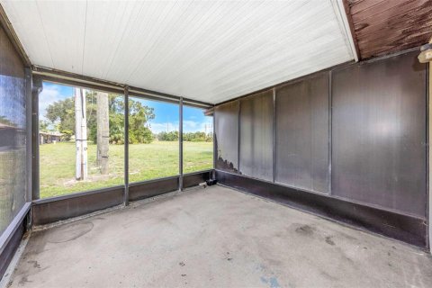 House in Clearwater, Florida 1 bedroom, 55.09 sq.m. № 2113883 - photo 23